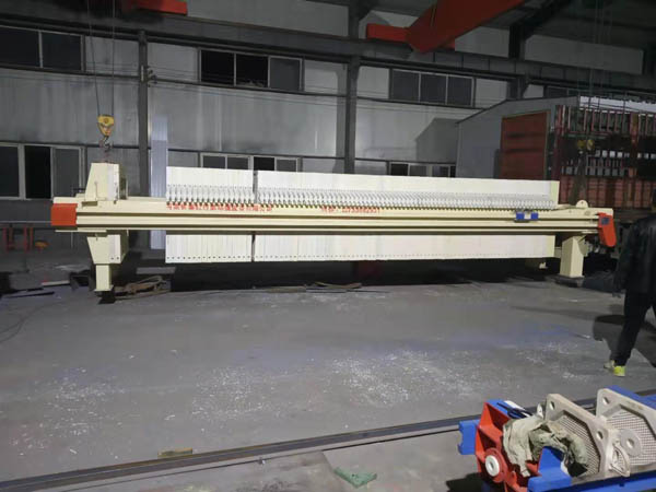 自動(dòng)液壓壓濾機(jī)